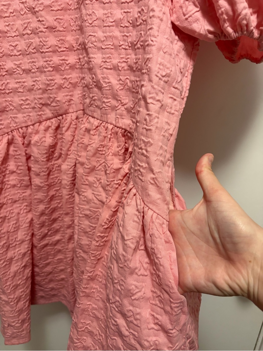 NWT English Factory Penelope Mini Dress Pink Puff Sleeve Size Small - Picture 8 of 8
